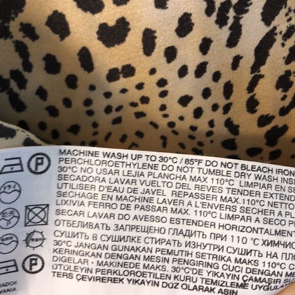 MNG BY MANGO PRINT SLEEVELESS top size 8 PREWORN - Picture 14 of 15